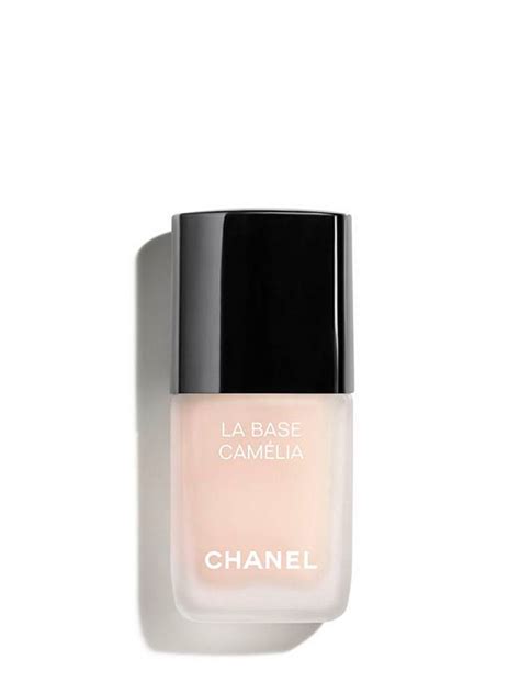 chanel la base coat.